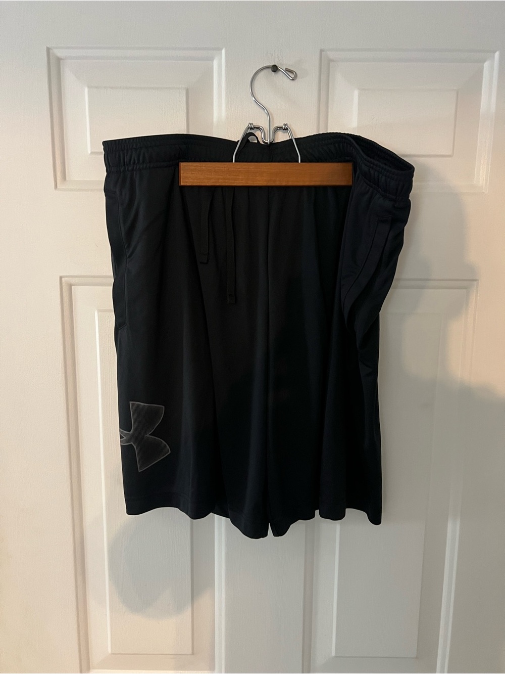 3 pairs of XL UA shorts